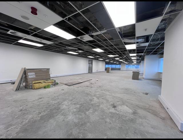 855M² OFFICE TO LET IN FORESHORE